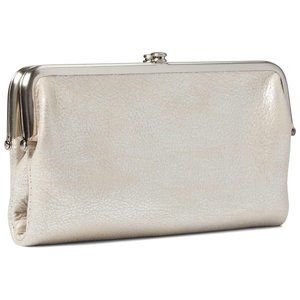 Hobo Lauren Clutch-Wallet in Metallic Pearl Silver Leather